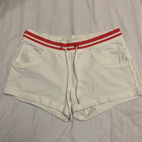 Lululemon White Cotton Shorts (US 8)